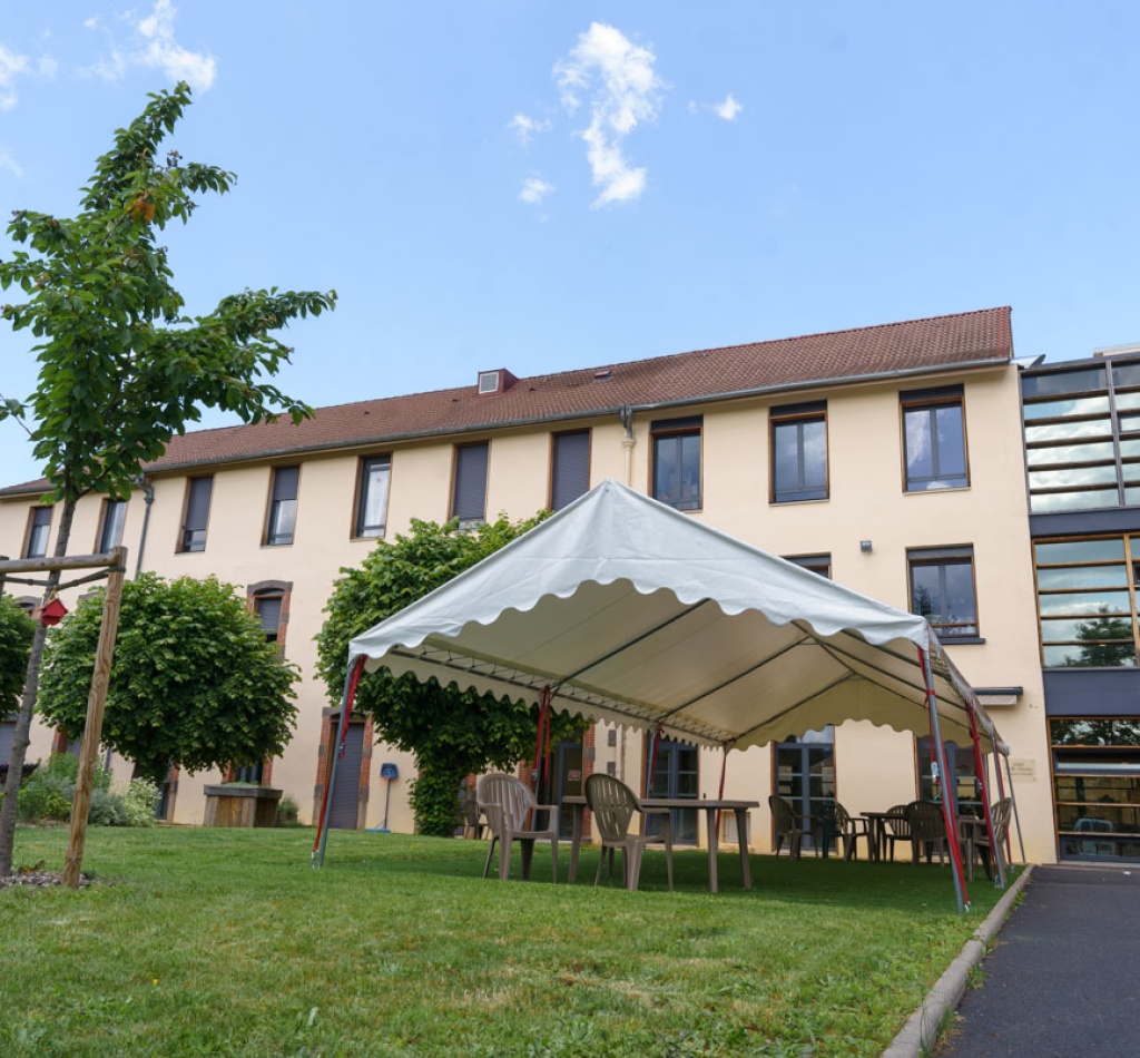 33_AUPERAS Ehpad И Qui Plus Est - Nathalie Dubost